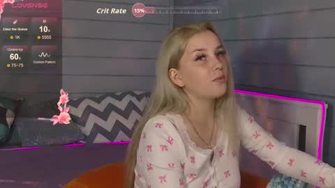 Snapshot of oh_my_julia chatting on September 19, 1:23 pm oh_my_julia online show from September 19, 1:23 pm