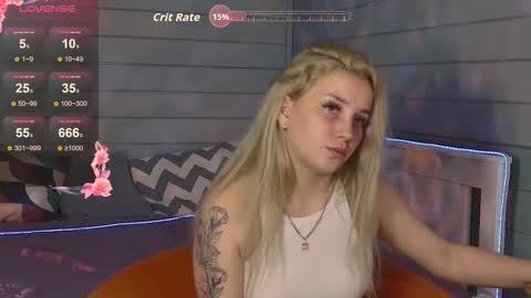 Snapshot of oh_my_julia chatting on September 23, 1:47 pm oh_my_julia online show from September 23, 1:47 pm