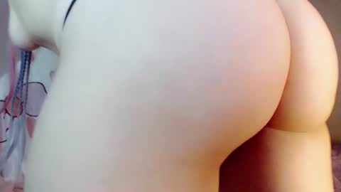 Snapshot of oh_pichuu chatting on July 17, 6:57 pm Milly online show from July 17, 6:57 pm