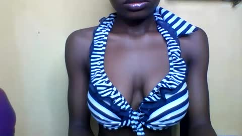 Snapshot of oh_sexyphilo chatting on October 18, 8:04 am philo bby online show from October 18, 8:04 am