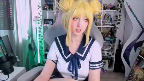 Clementine  Clem  online show from September 11, 9:31 am