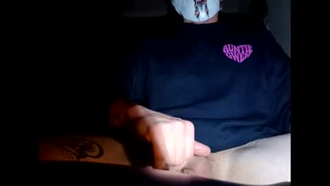 Snapshot of ohjaybones chatting on October 30, 7:21 am ohjaybones online show from October 30, 7:21 am