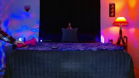 Snapshot of ohmyalexandria chatting on December 6, 5:22 pm Alexandria online show from December 6, 5:22 pm