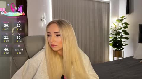 Emma online show from November 25, 1:16 am