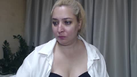 Iren online show from September 21, 5:42 am