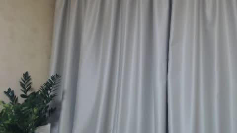 Mari online show from February 1, 5:05 pm