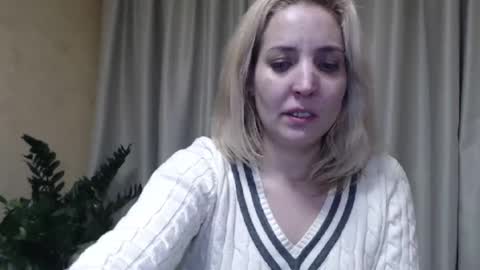 Mari online show from February 18, 7:09 pm