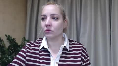 Mari online show from December 15, 6:56 pm