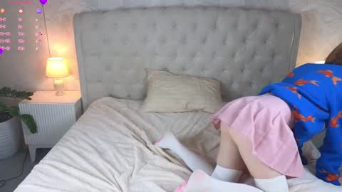 Yumi online show from January 4, 9:20 pm