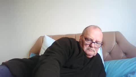 old_fkr online show from January 6, 12:57 pm