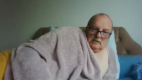 old_fkr online show from February 4, 12:11 pm