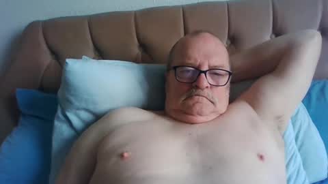 old_fkr online show from February 18, 10:05 am