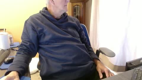 Older and Wiser online show from December 25, 3:38 pm