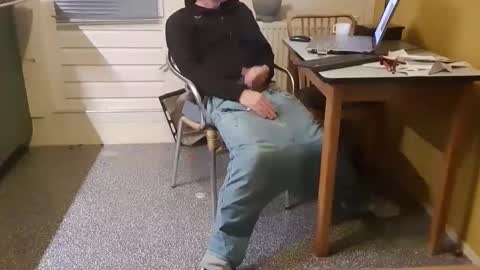 Snapshot of oldersagger chatting on January 12, 4:18 pm oldersagger online show from January 12, 4:18 pm