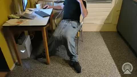 Snapshot of oldersagger chatting on October 30, 7:47 pm oldersagger online show from October 30, 7:47 pm