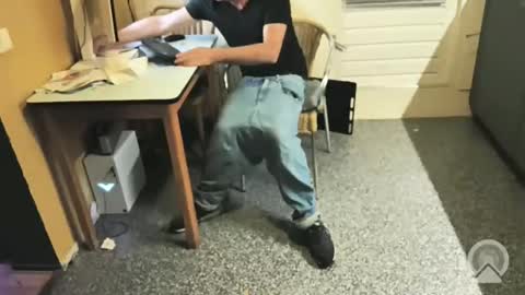 Snapshot of oldersagger chatting on November 15, 9:54 pm oldersagger online show from November 15, 9:54 pm