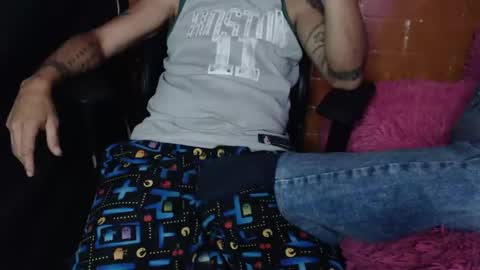 Kate 22 and Michael 45 online show from December 22, 2:17 am