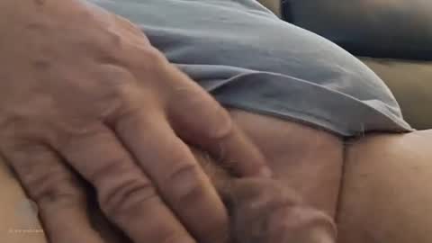 Snapshot of oldmanhorny19 chatting on March 1, 1:07 pm oldmanhorny19 online show from March 1, 1:07 pm