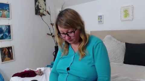 Snapshot of olgapavlova chatting on February 10, 2:32 pm Olga Pavlova online show from February 10, 2:32 pm