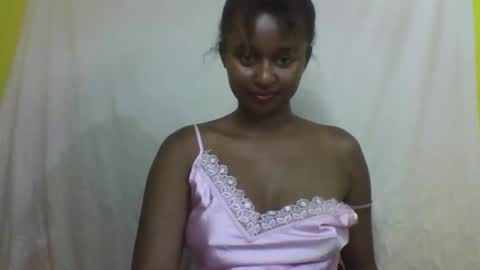 olinah610 online show from January 16, 5:39 pm