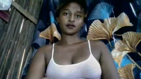 olinah610 online show from March 24, 7:13 am