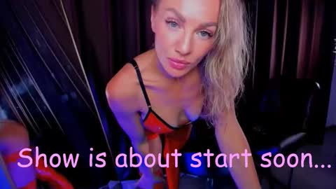 oliva_candy online show from December 15, 7:29 pm