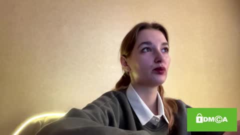Olivia here online show from September 28, 9:25 am