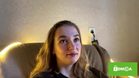 Olivia here online show from September 30, 9:14 am