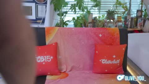 Snapshot of olive_you_ chatting on June 2, 12:56 am Olive online show from June 2, 12:56 am