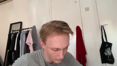 Snapshot of oliver_and_thomas chatting on November 2, 1:46 pm Oliver and Thomas online show from November 2, 1:46 pm