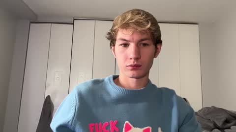 Oliver Beck online show from December 7, 3:36 am