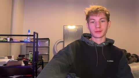 Snapshot of oliver_beck chatting on January 29, 2:09 am Oliver Beck online show from January 29, 2:09 am