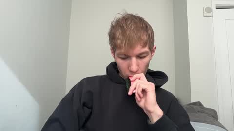 Snapshot of oliver_beck chatting on February 13, 4:39 pm Oliver Beck online show from February 13, 4:39 pm