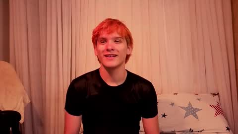 Snapshot of oliver_big19 chatting on September 18, 11:34 am oliver_big19 online show from September 18, 11:34 am