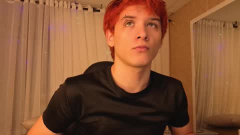 Snapshot of oliver_big19 chatting on October 4, 11:41 am oliver_big19 online show from October 4, 11:41 am
