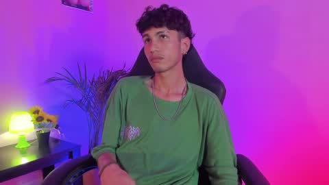 Oliver fast online show from December 4, 5:38 am