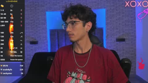 Oliver fast online show from January 11, 11:12 am