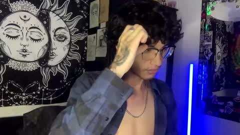 Oliver fast online show from October 21, 8:04 am