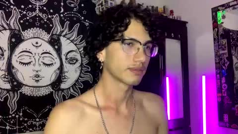 Oliver fast online show from December 16, 3:55 am