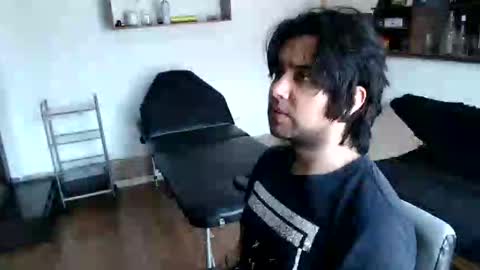 Snapshot of oliver_laid_2023 chatting on October 21, 6:41 pm oliver_laid_2023 online show from October 21, 6:41 pm