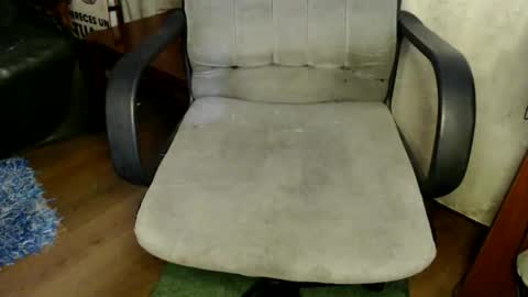 oliver_laid_2023 online show from November 25, 9:53 am