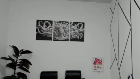 oliver mr  online show from November 10, 9:58 pm