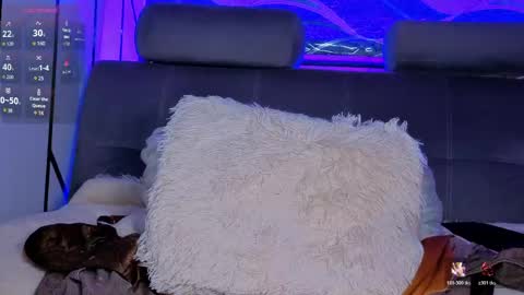 oliver mr  online show from April 15, 1:34 am