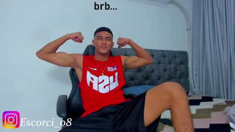 Snapshot of oliver_smith_2 chatting on September 19, 5:02 pm oliver_smith_2 online show from September 19, 5:02 pm