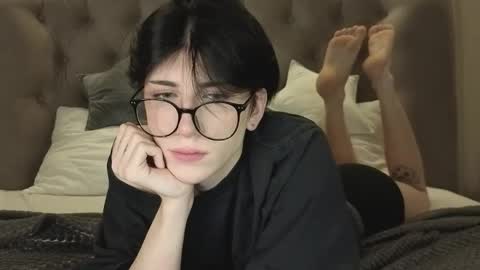 oliver online show from March 6, 9:55 pm