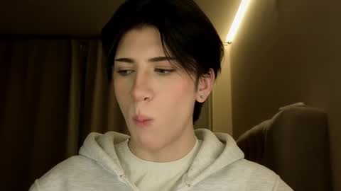 oliver online show from March 21, 7:50 pm