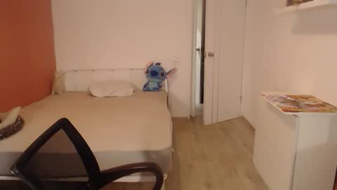 Oliver online show from November 8, 1:06 am