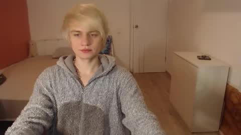 Oliver online show from February 4, 1:55 am