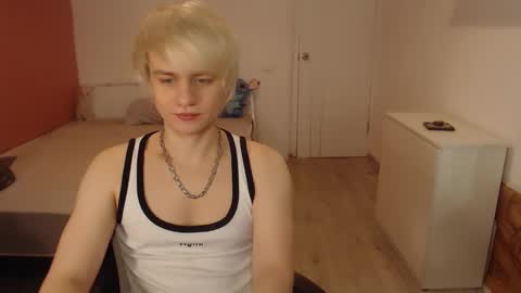 Oliver online show from February 16, 1:24 am