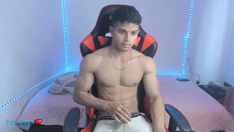 oliver thompsson online show from December 2, 12:51 pm